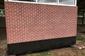 Wand met Spray Print in metselwerkpatroon